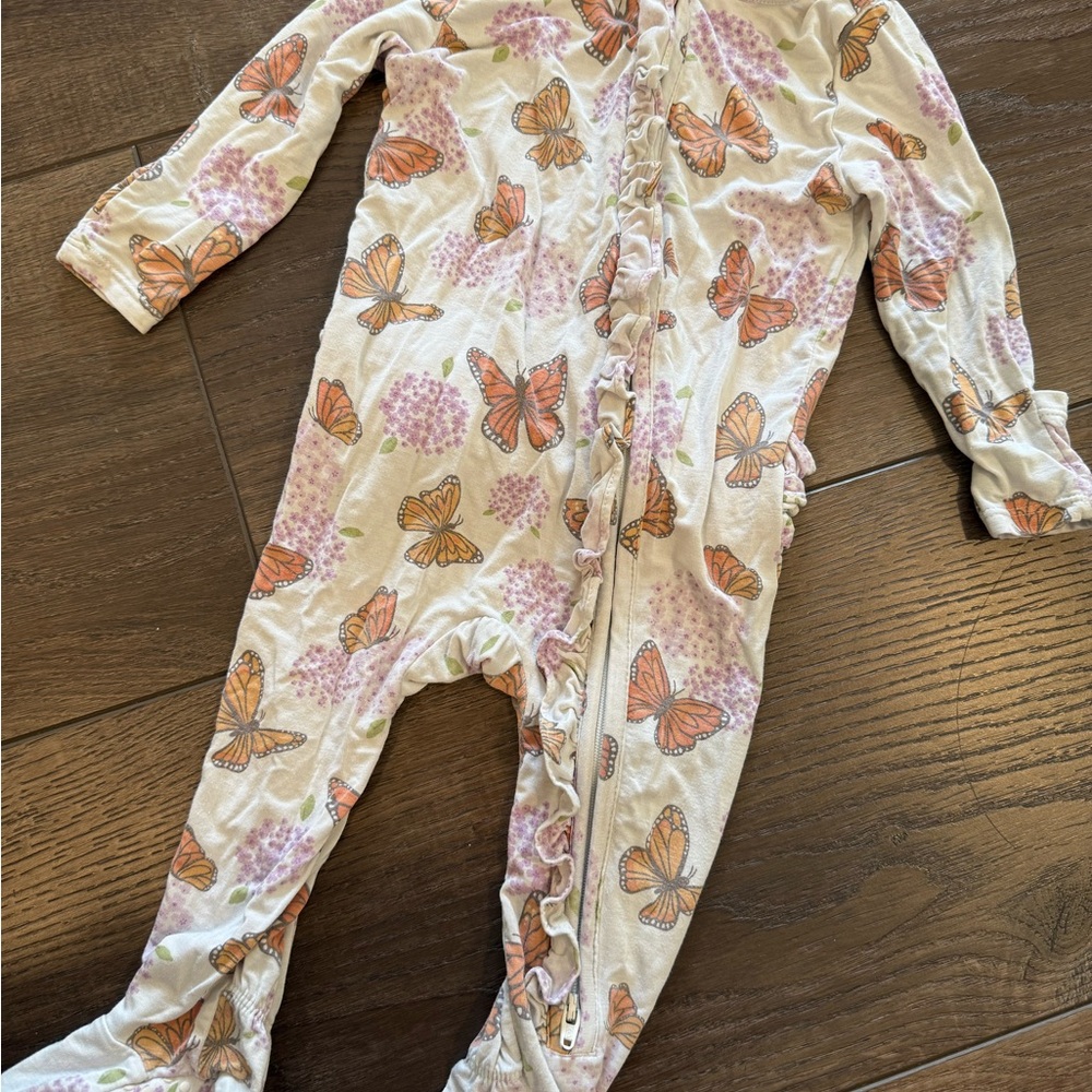 Angel Dear Butterfly Print One-Piece Sleeper